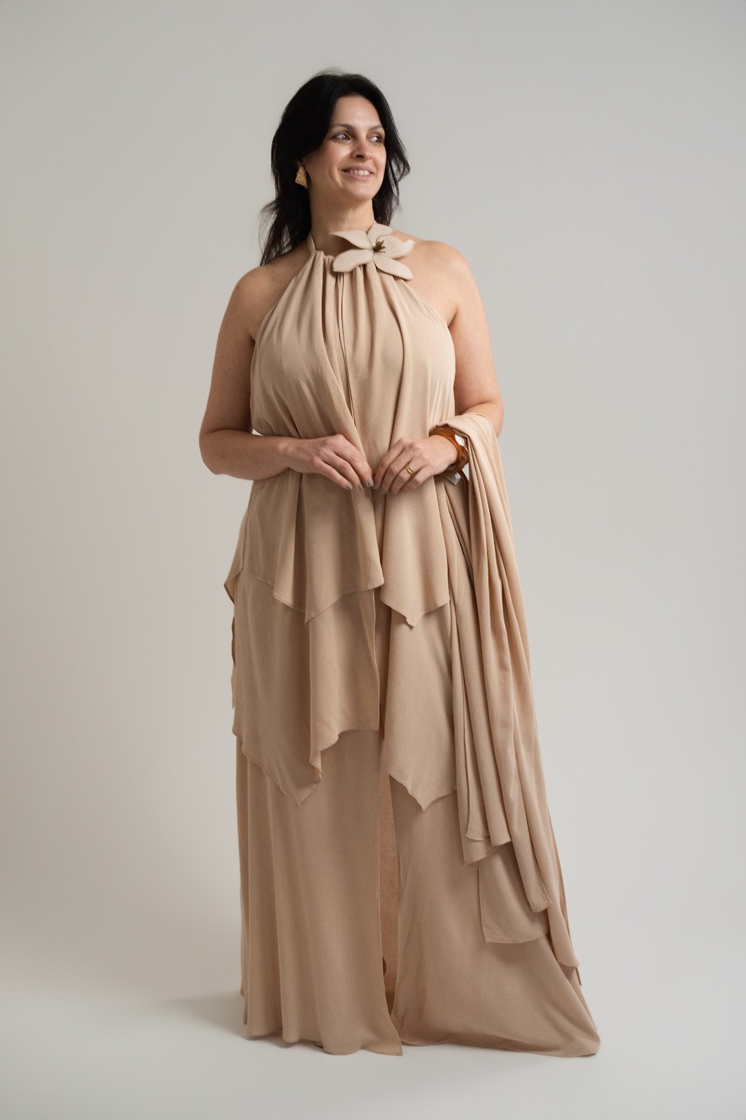 VESTIDO SOLTO GOLA ALTA LONGO MORENA ROSA VESTIDO SOLTO GOLA ALTA LONGO MORENA ROSA