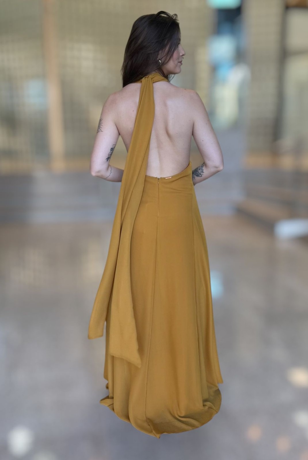 VESTIDO LONGO AMARELO SWIFT FORUM VESTIDO LONGO AMARELO SWIFT FORUM