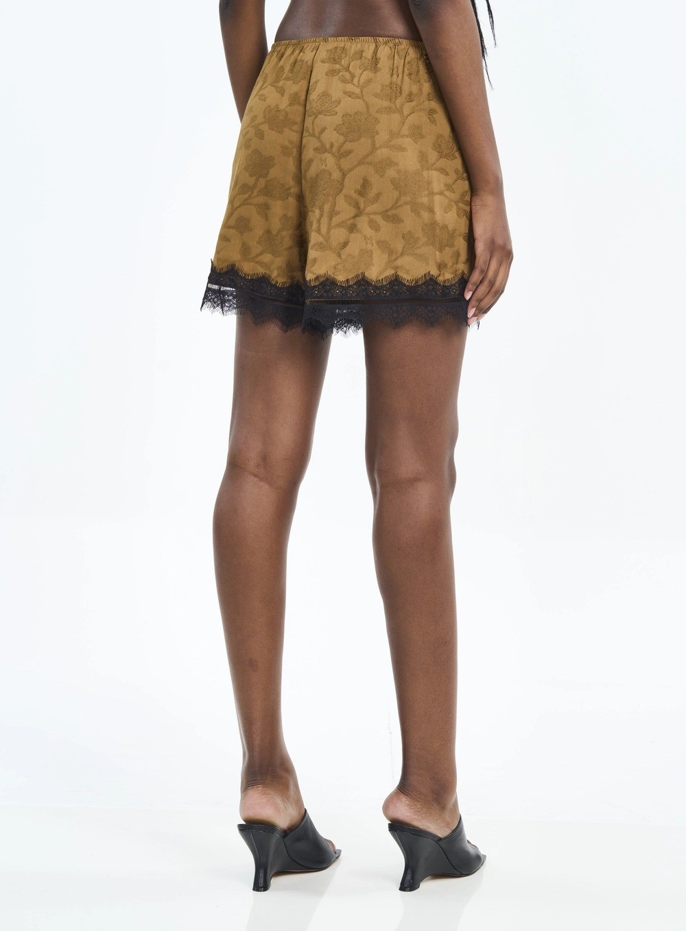 SHORT JACQUARD MARROM CUMARU COLCCI SHORT JACQUARD MARROM CUMARU COLCCI