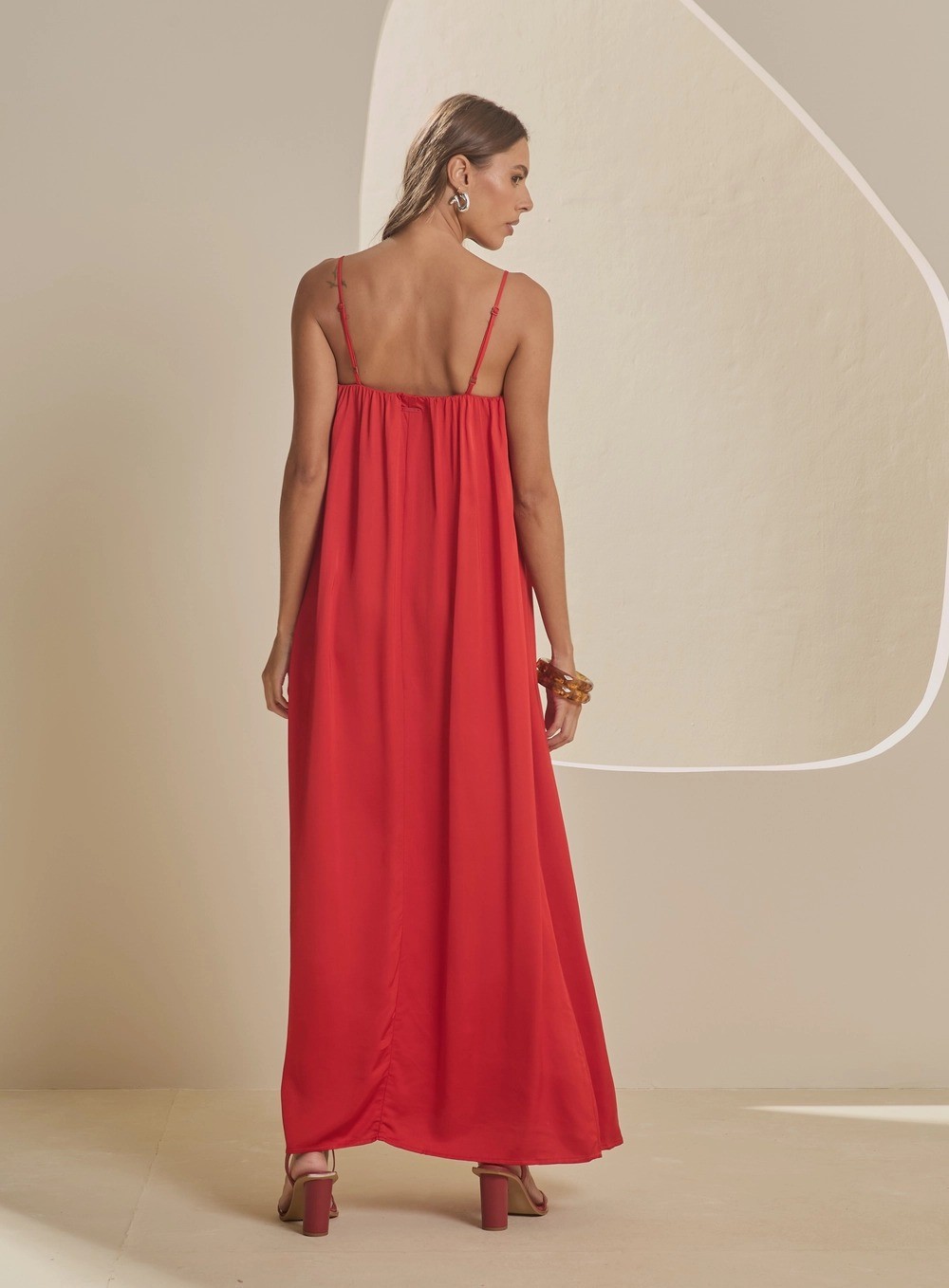 VESTIDO LONGO AMPLO DECOTE V VERMELHO SPARKL FORUM VESTIDO LONGO AMPLO DECOTE V VERMELHO SPARKL FORUM