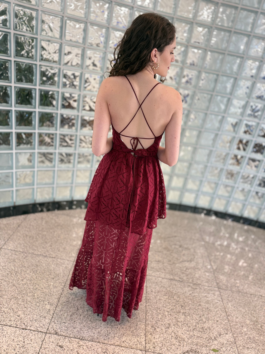 VESTIDO AJUSTADO DECOTE V MORENA ROSA