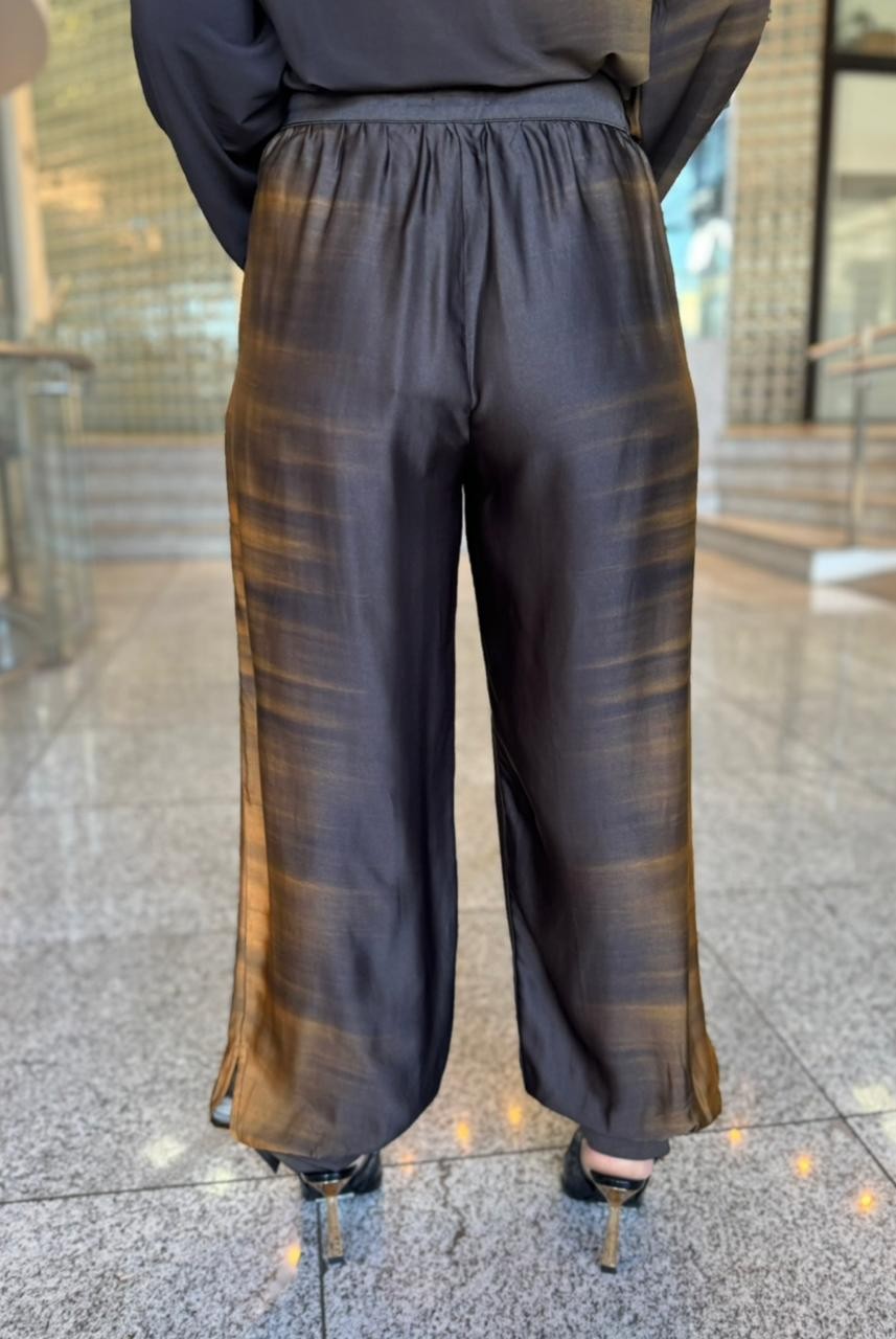 CALCA ESTAMPADA GOLDEN GRADIENT FORUM