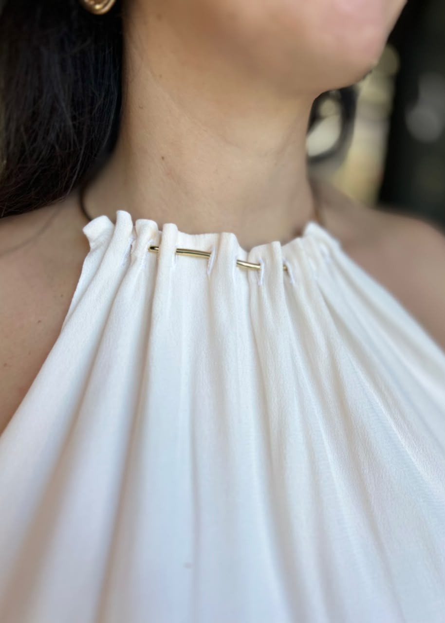BLUSA DE VISCOSE COM METAL OFF WHITE LANÇA PERFUME BLUSA DE VISCOSE COM METAL OFF WHITE LANÇA PERFUME