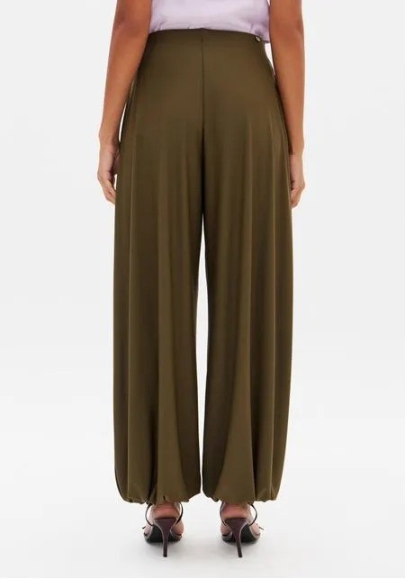 CALÇA ALADIM DE MALHA VERDE LANÇA PERFUME CALÇA ALADIM DE MALHA VERDE LANÇA PERFUME