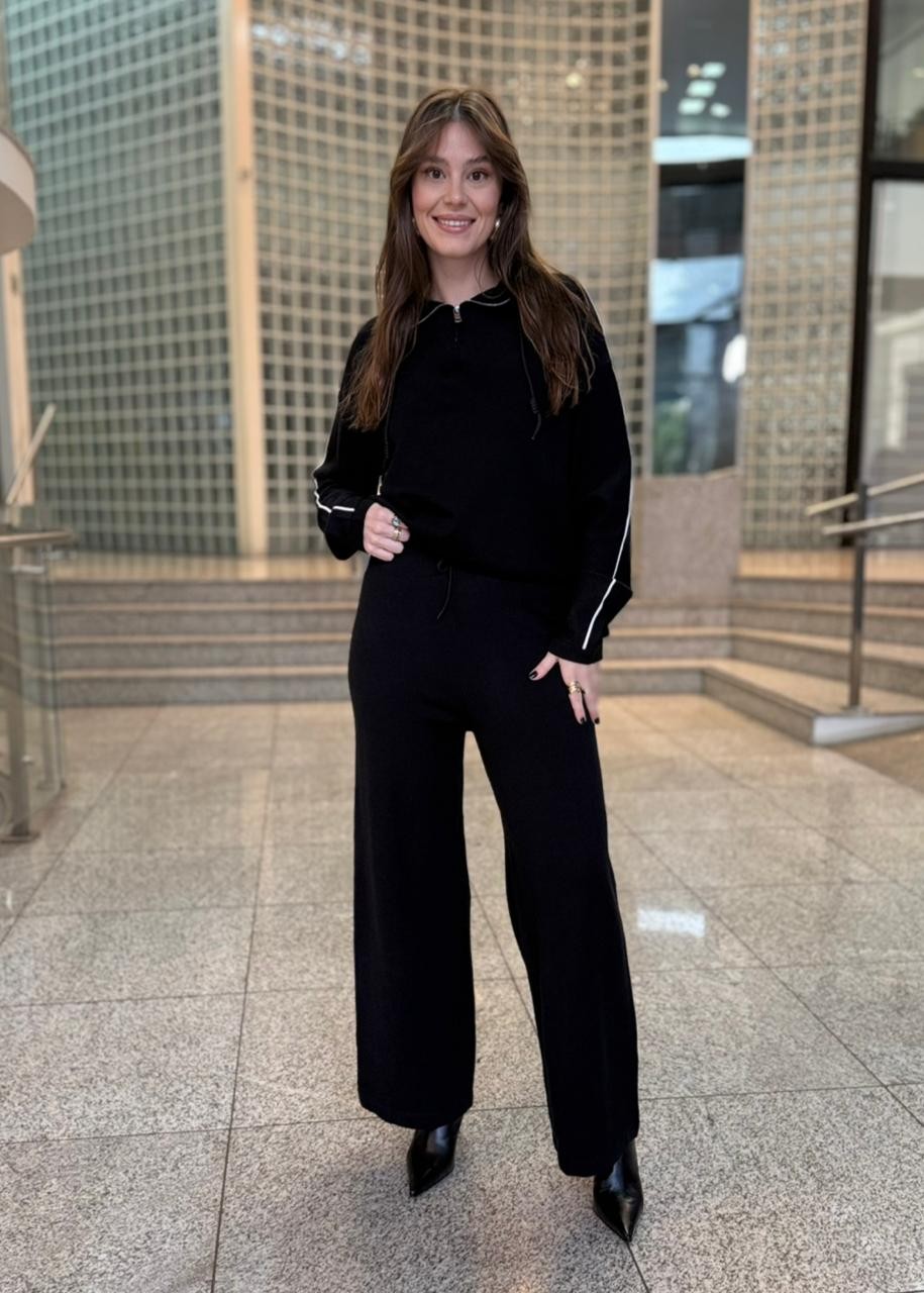 CONJUNTO DE TRICOT BLUSA E CALCA PRETO CONJUNTO DE TRICOT BLUSA E CALCA PRETO