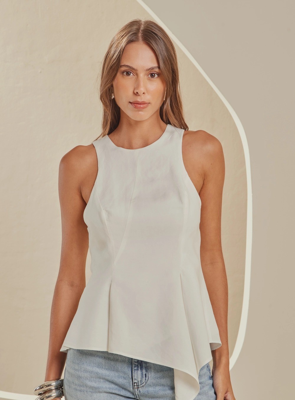 BLUSA LINHO OFF SHELL OFF WHITE FORUM BLUSA LINHO OFF SHELL OFF WHITE FORUM