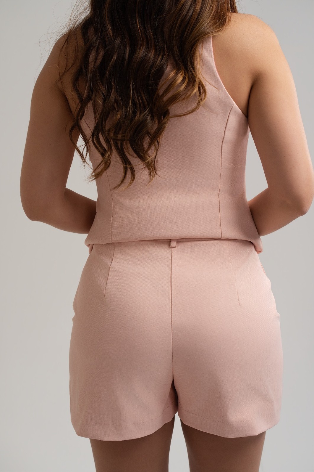 SHORTS ALFAIATARIA BOLSO FACA ROSA SHORTS ALFAIATARIA BOLSO FACA ROSA