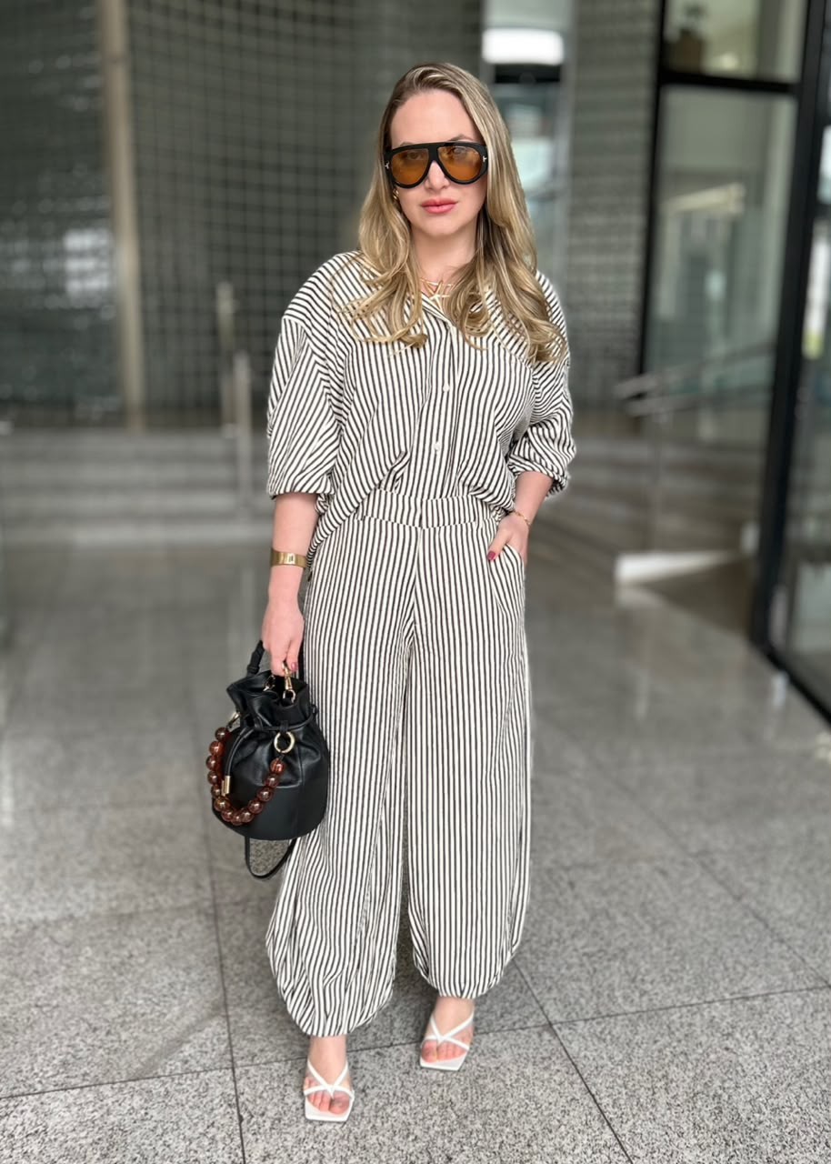 CAMISA OVERSIZED LISTRADA LANÇA PERFUME