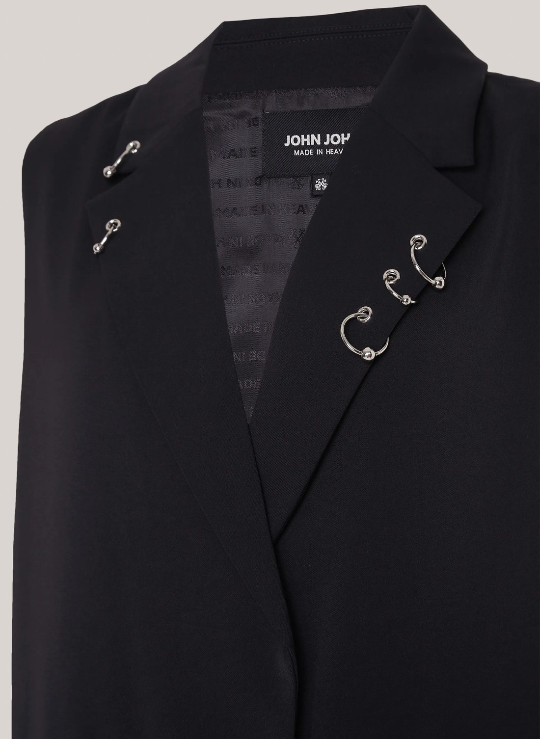 BODY PIERCED PRETO JOHN JOHN BODY PIERCED PRETO JOHN JOHN