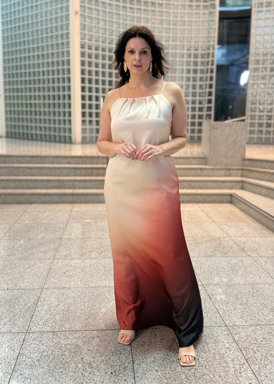 VESTIDO LONGO AJUSTADO DECOTE V COM ALÇA MORENA ROSA VESTIDO LONGO AJUSTADO DECOTE V COM ALÇA MORENA ROSA