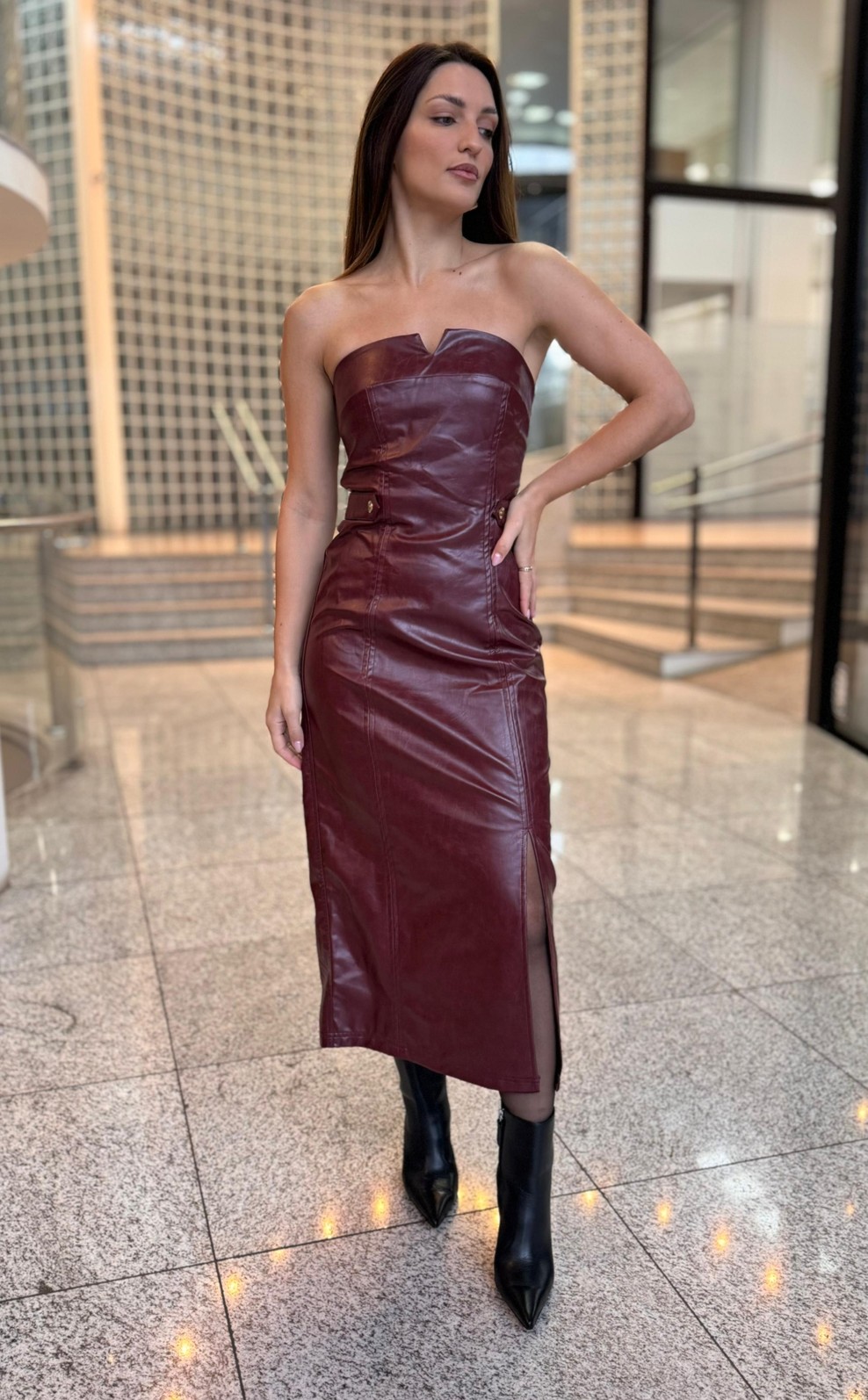 VESTIDO P.U AJUSTADO MIDI BORDO MORENA ROSA