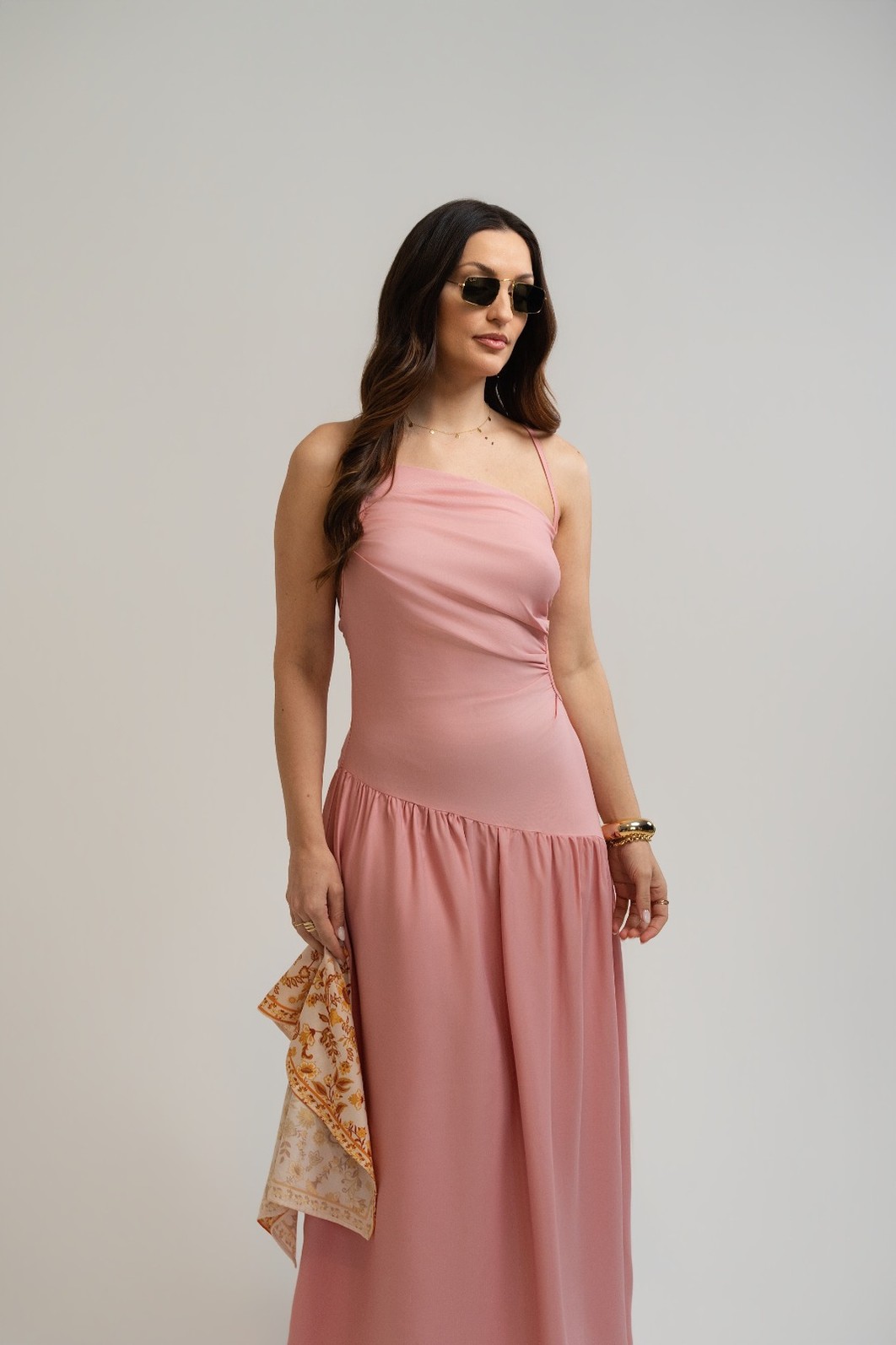 VESTIDO LONGO DECOTE ASSIMÉTRICO E RECORTE ICE PINK COLCCI VESTIDO LONGO DECOTE ASSIMÉTRICO E RECORTE ICE PINK COLCCI