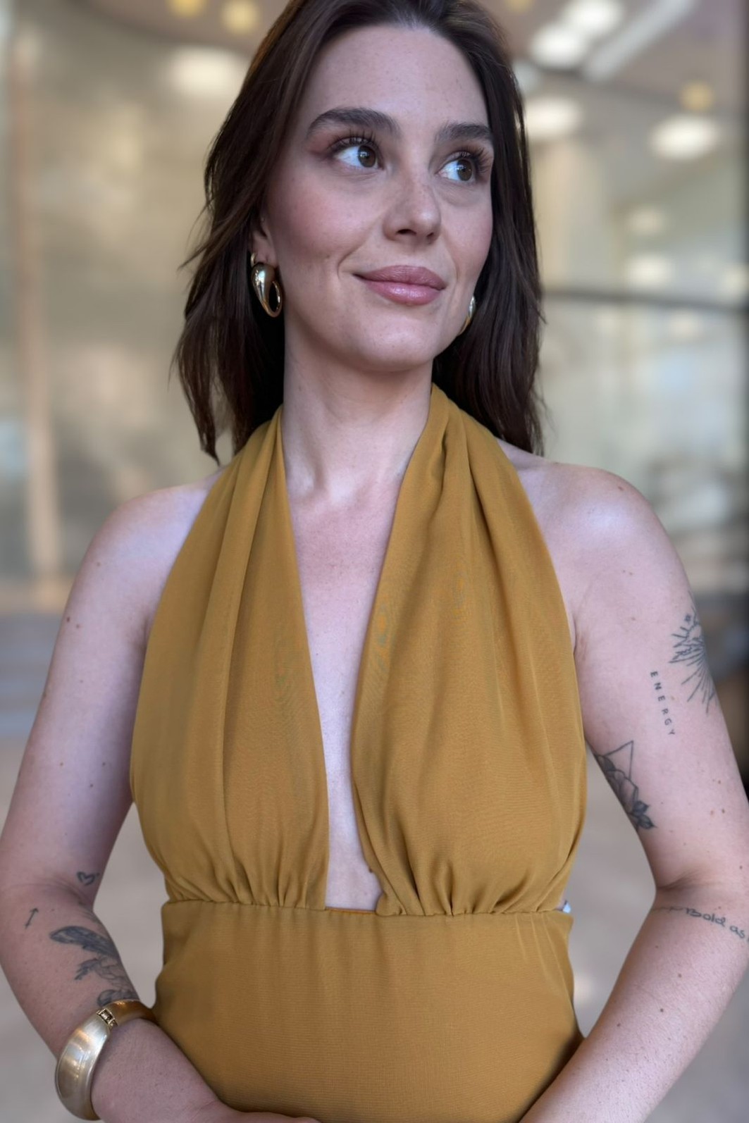 VESTIDO LONGO AMARELO SWIFT FORUM VESTIDO LONGO AMARELO SWIFT FORUM