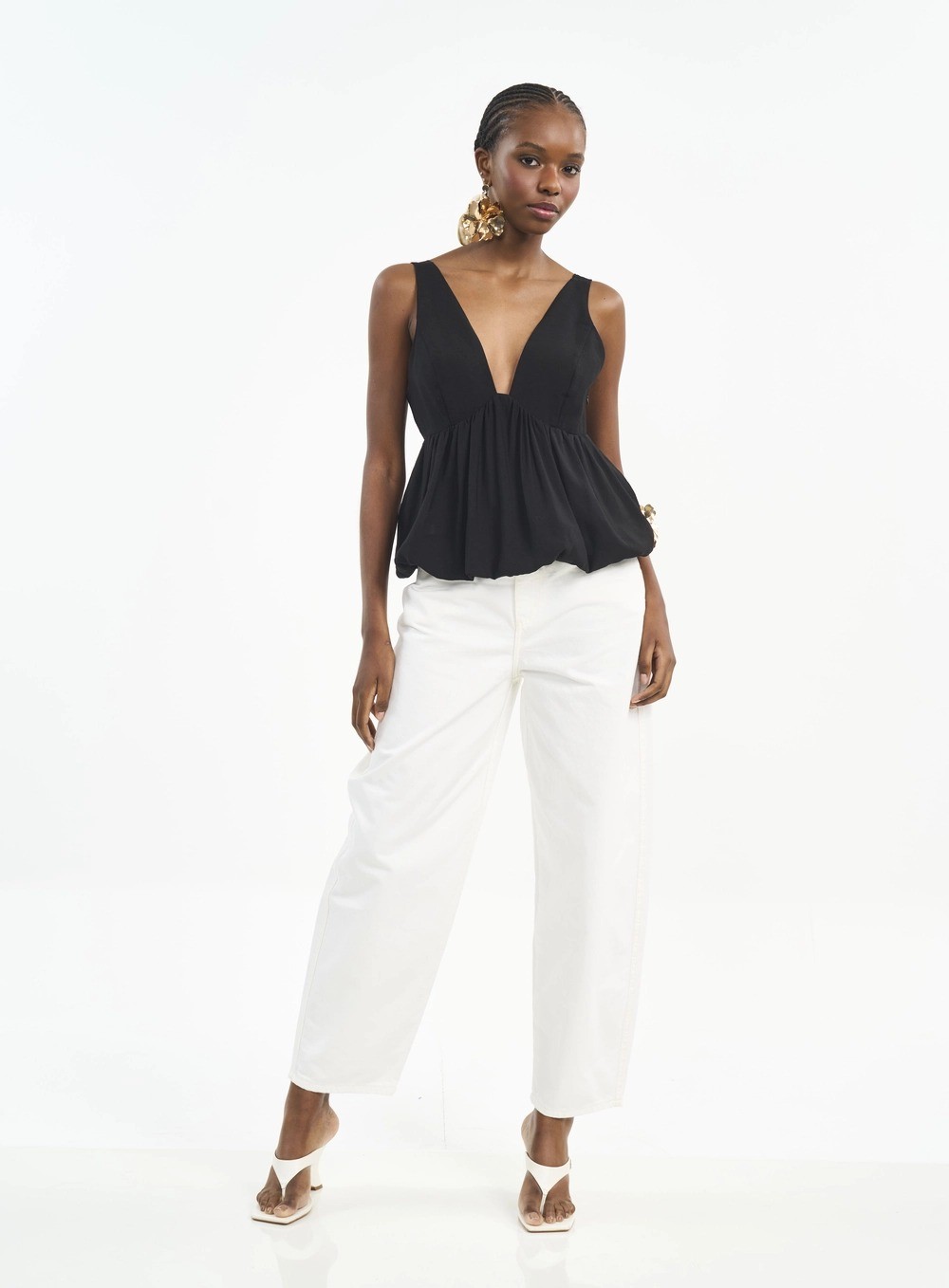 BLUSA DECOTE V COM ALÇAS BARRA BALONÊ COLCCI BLUSA DECOTE V COM ALÇAS BARRA BALONÊ COLCCI