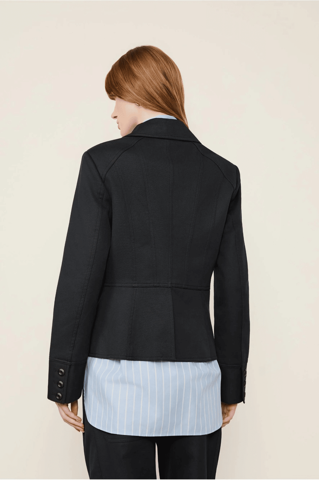 JAQUETA COM RECORTES E BOLSO PRETO ANIMALE