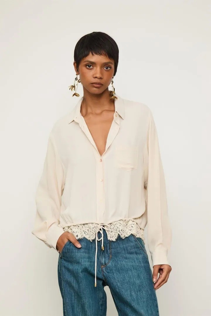 CAMISA BOSSA BEGE PETALA ANIMALE CAMISA BOSSA BEGE PETALA ANIMALE