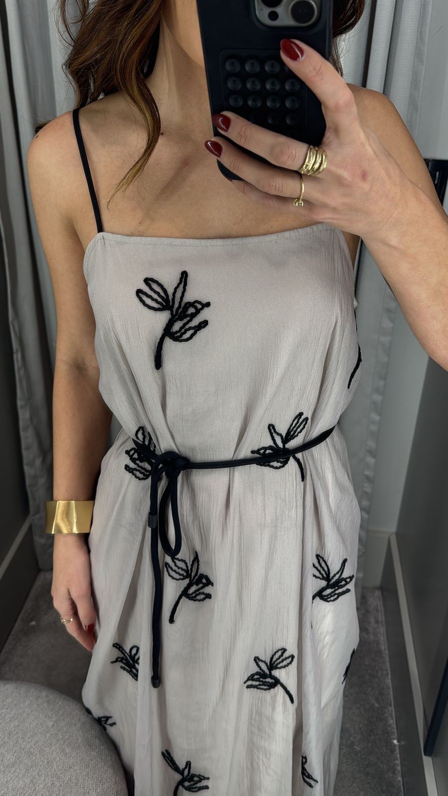 VESTIDO BORDADO FORUM