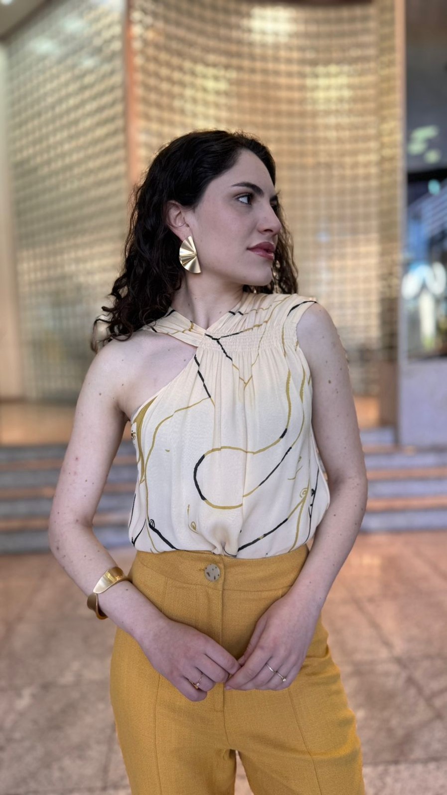 BLUSA OMBRO NO FRANZIDO ANIMALE BLUSA OMBRO NO FRANZIDO ANIMALE