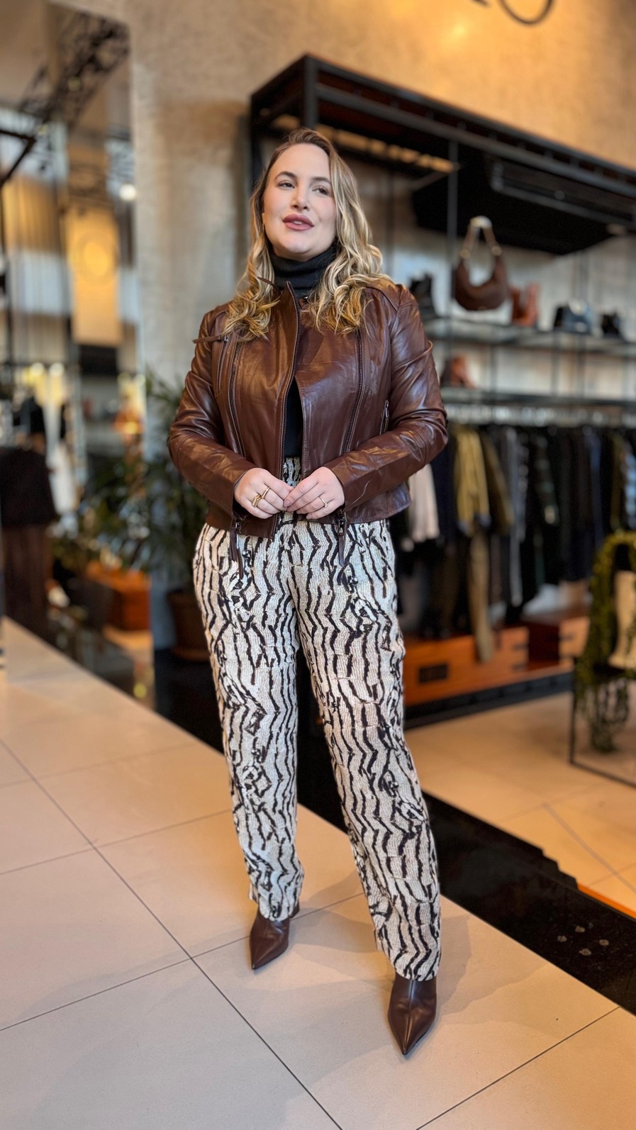 CALCA RETA COM VIVOS COBRA VINTAGE ANIMALE