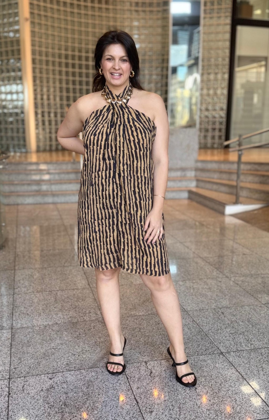 VESTIDO CURTO TRANSPASSE GOLA LISTRA ANIMALE VESTIDO CURTO TRANSPASSE GOLA LISTRA ANIMALE