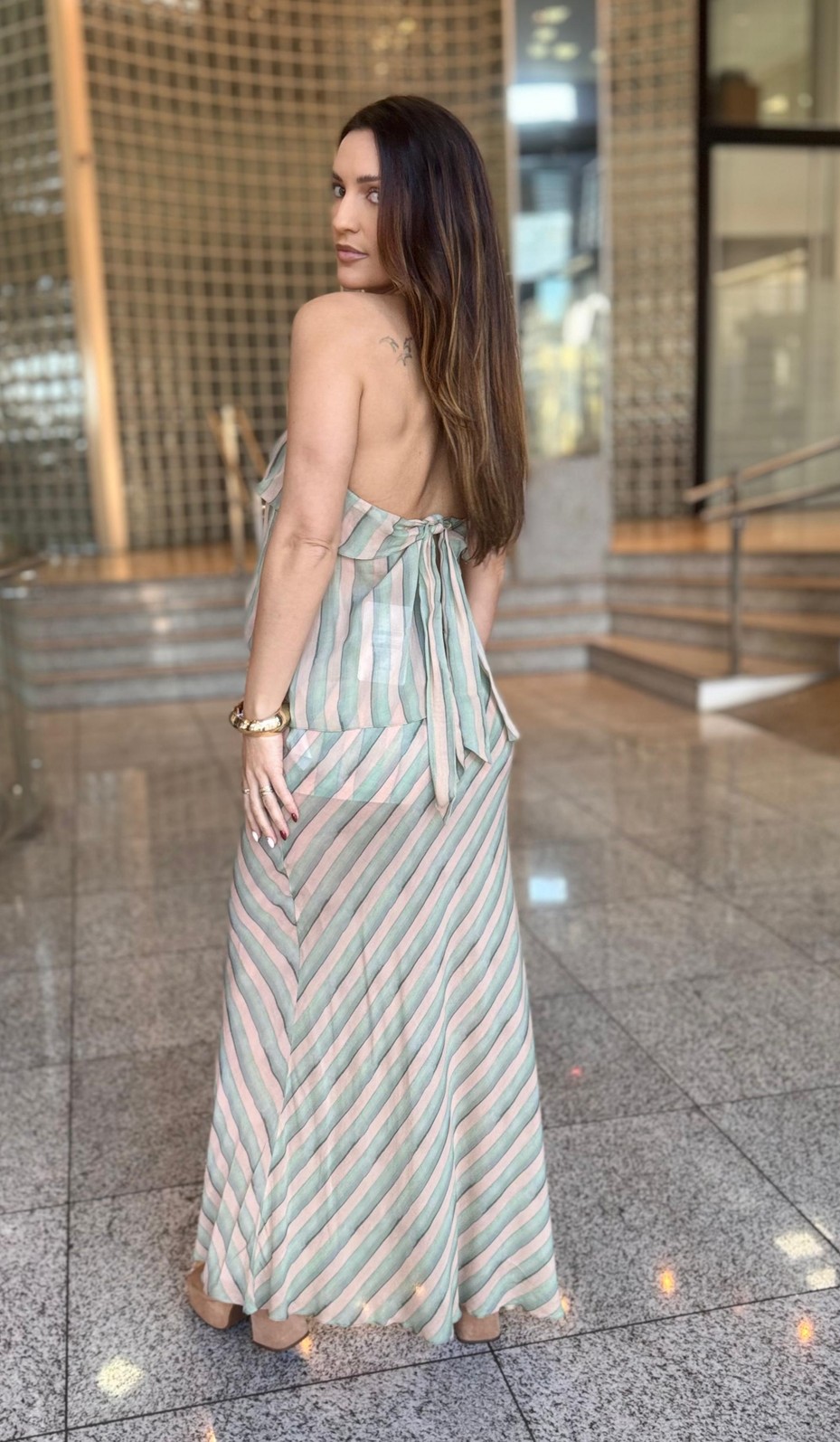 TOP FRENTE UNICA LISTRAS BRILHO ANIMALE