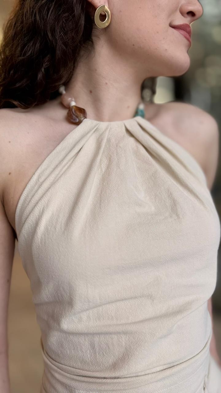 CROPPED FRENTE UNICA PEDRAS BEGE ESMERAL CROPPED FRENTE UNICA PEDRAS BEGE ESMERAL