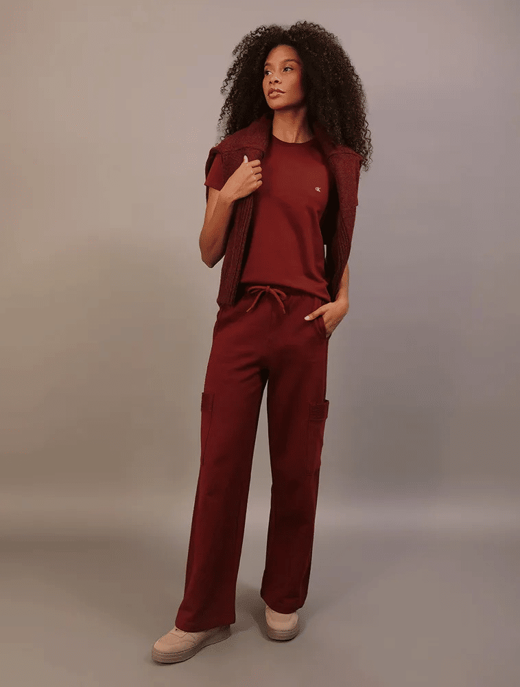 CAMISETA BORDADO CK BORDO CALVIN KLEIN CAMISETA BORDADO CK BORDO CALVIN KLEIN