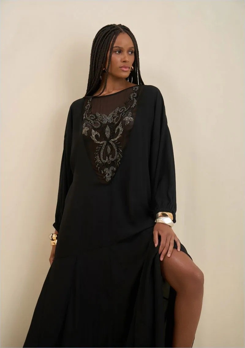 VESTIDO SOLTO BORDADO E LONGO MORENA ROSA