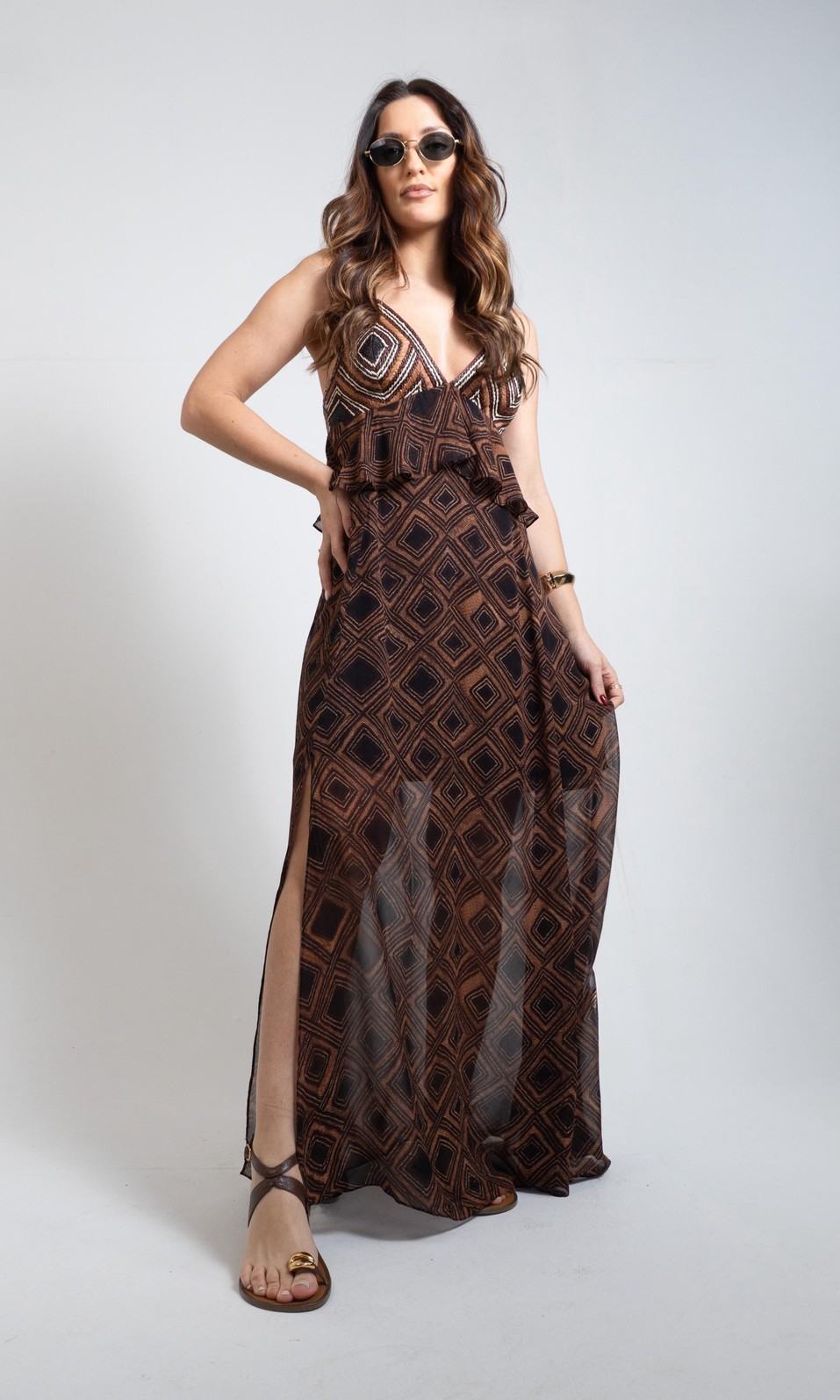 VESTIDO DE GEORGETTE MIDI ESTAMPA TEXTURA TAIPAS COM PALA DE RÁFIA ANIMALE VESTIDO DE GEORGETTE MIDI ESTAMPA TEXTURA TAIPAS COM PALA DE RÁFIA ANIMALE