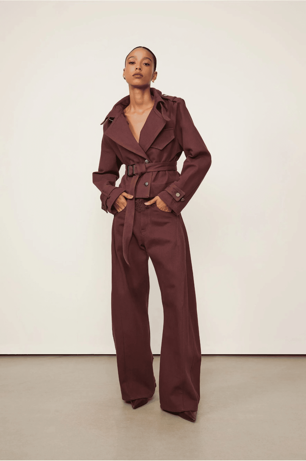 TRENCH DE SARJA CURTO BOHO MARROM ANIMALE TRENCH DE SARJA CURTO BOHO MARROM ANIMALE