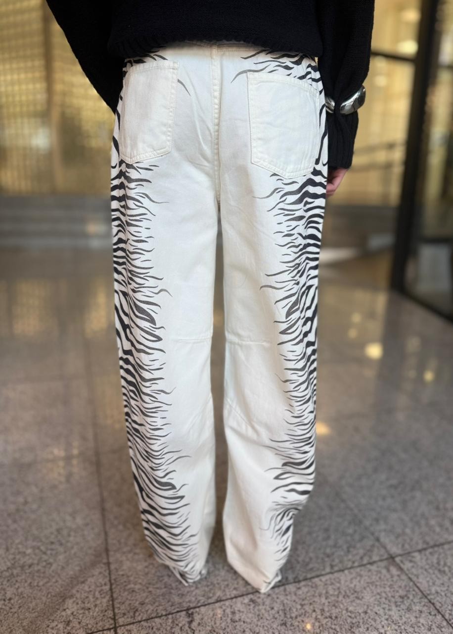 CALCA JEANS EMMA ESTAMPA ZEBRA NV CALCA JEANS EMMA ESTAMPA ZEBRA NV