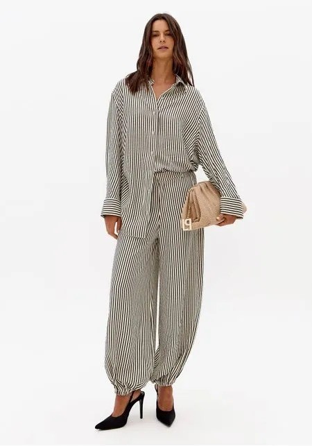CAMISA OVERSIZED LISTRADA LANÇA PERFUME CAMISA OVERSIZED LISTRADA LANÇA PERFUME