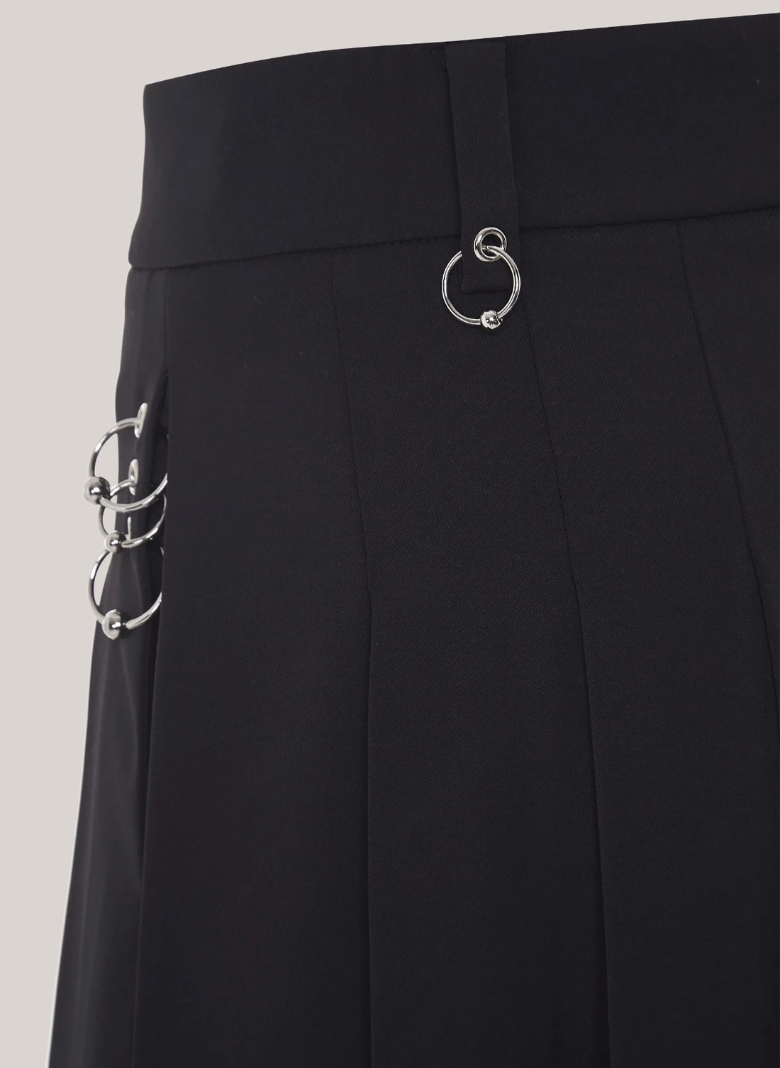 SAIA PIERCED PRETO JOHN JOHN SAIA PIERCED PRETO JOHN JOHN