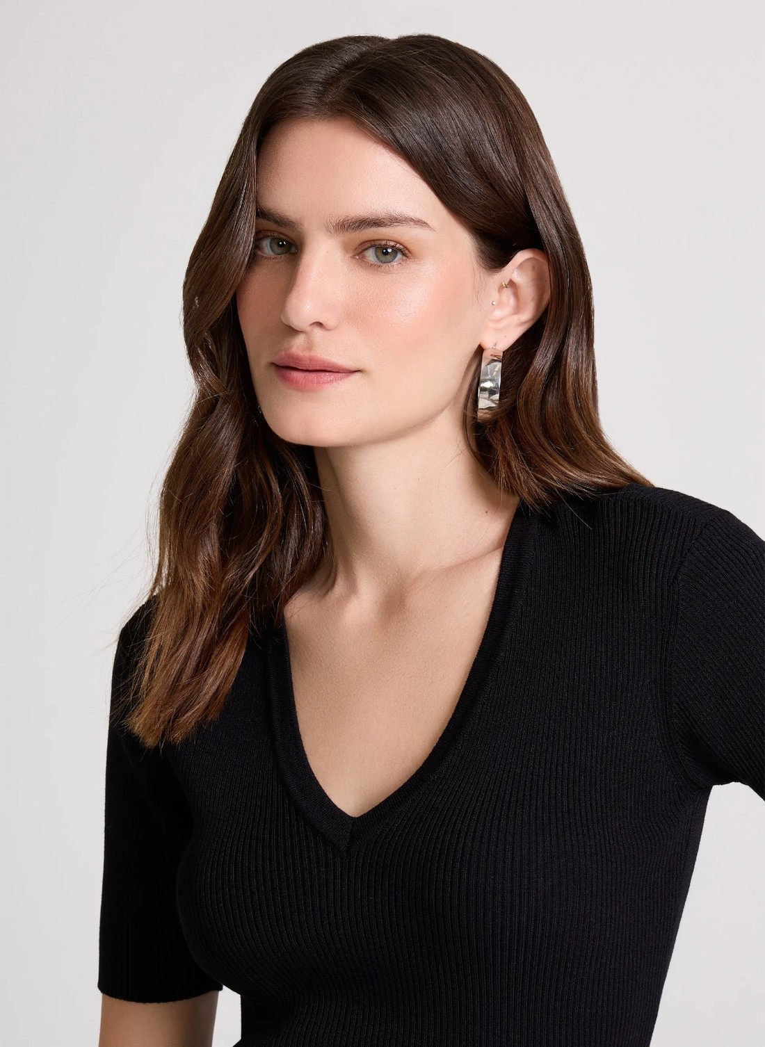BLUSA ELLIE DECOTE V PRETO JOHN JOHN BLUSA ELLIE DECOTE V PRETO JOHN JOHN
