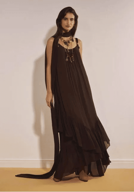 VESTIDO LONGO DE CHIFFON MARROM LANÇA PERFUME VESTIDO LONGO DE CHIFFON MARROM LANÇA PERFUME