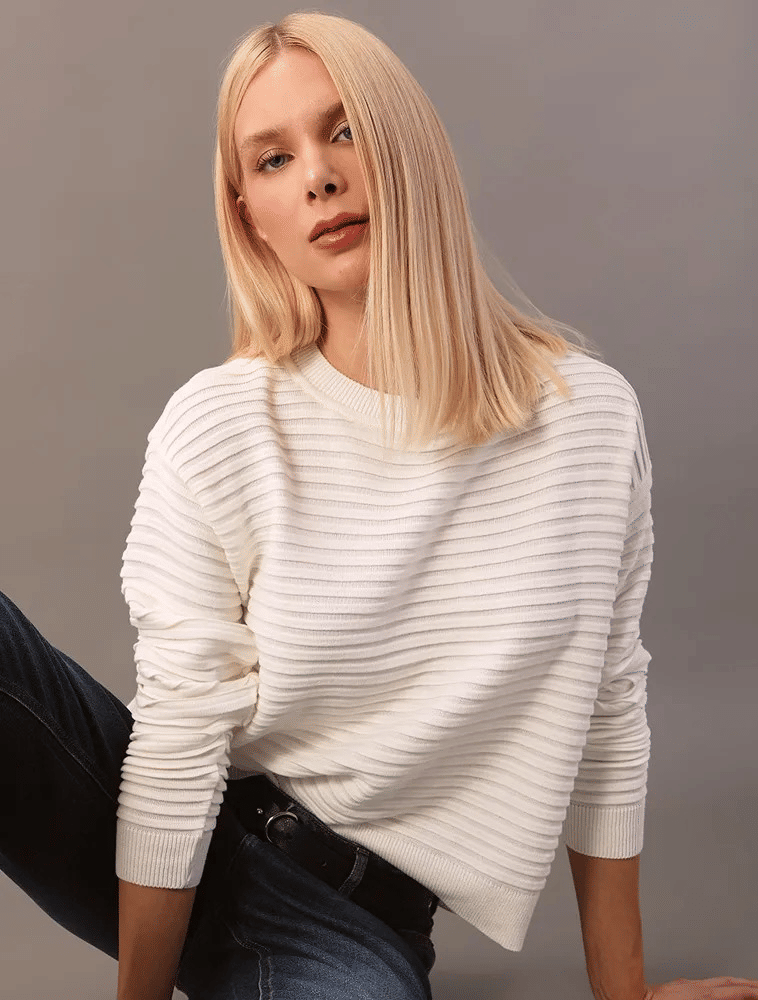 TRICOT COM TEXTURA LISTRADO OFF WHITE CALVIN KLEIN TRICOT COM TEXTURA LISTRADO OFF WHITE CALVIN KLEIN