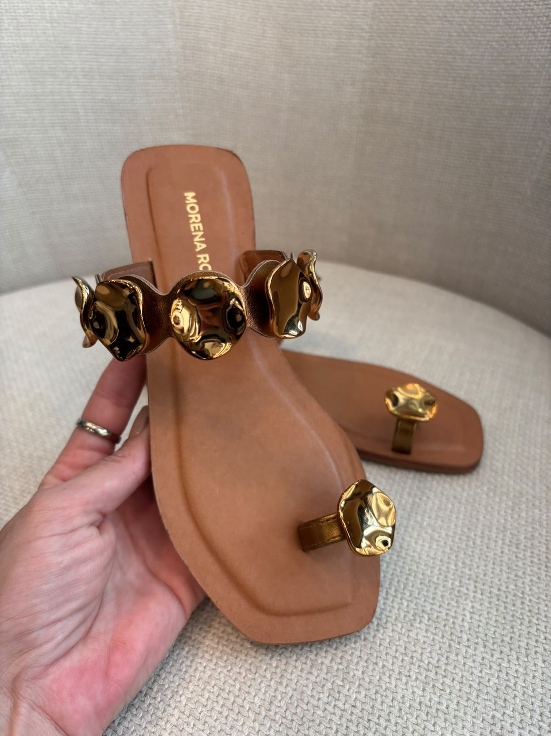 SANDALIA RASTEIRA ENFEITE PERSONALIZADO MARROM MORENA ROSA SANDALIA RASTEIRA ENFEITE PERSONALIZADO MARROM MORENA ROSA