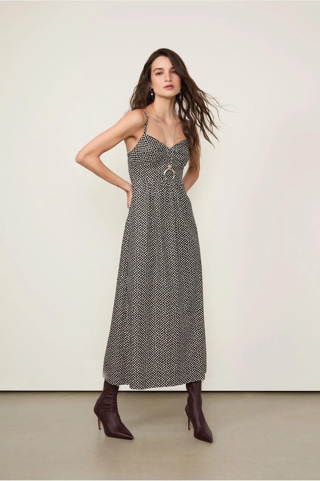 VESTIDO MIDI ESTAMPADO ANIMALE VESTIDO MIDI ESTAMPADO ANIMALE