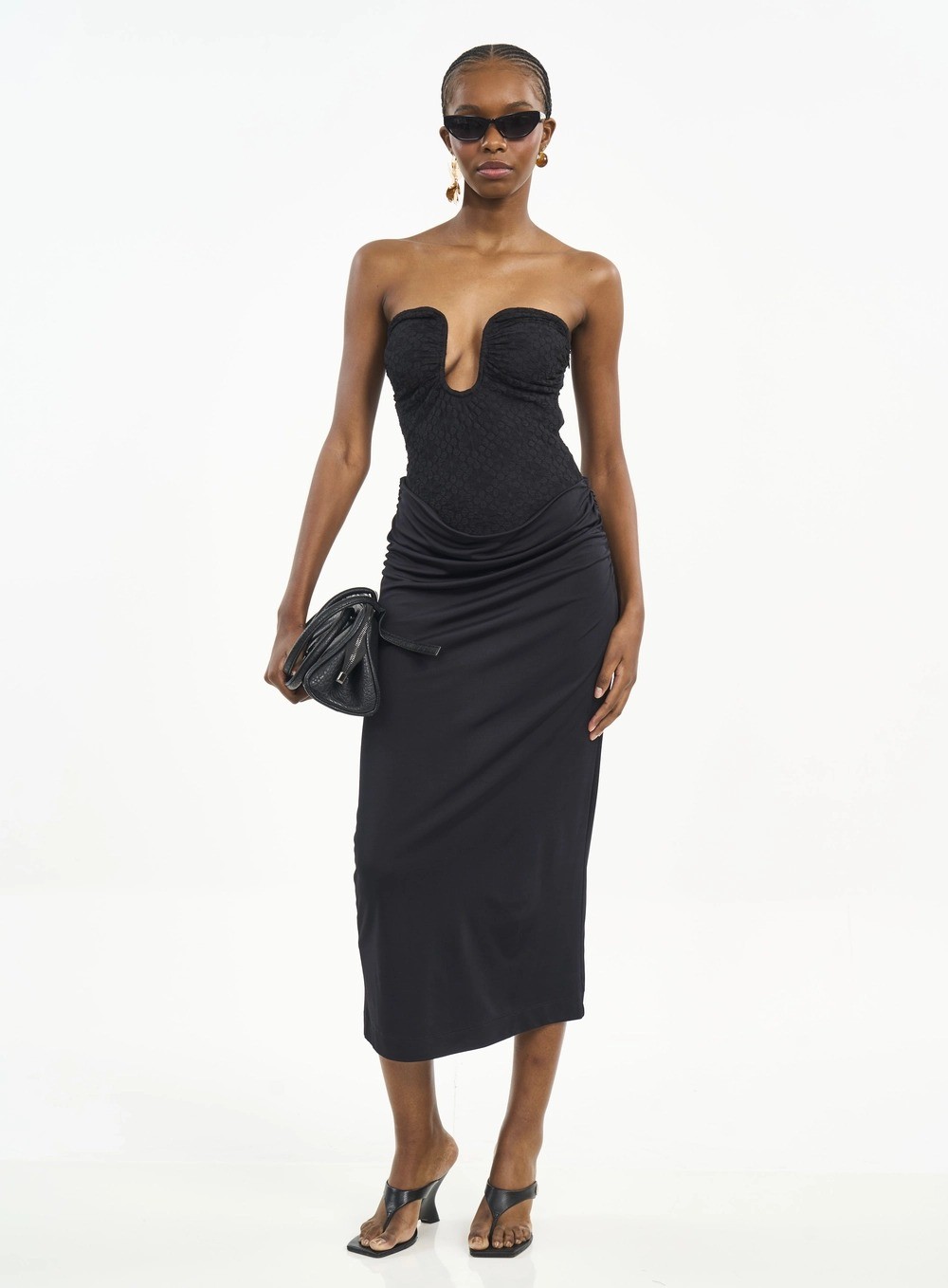 VESTIDO MIDI DETALHE RENDA PRETO COLCCI VESTIDO MIDI DETALHE RENDA PRETO COLCCI