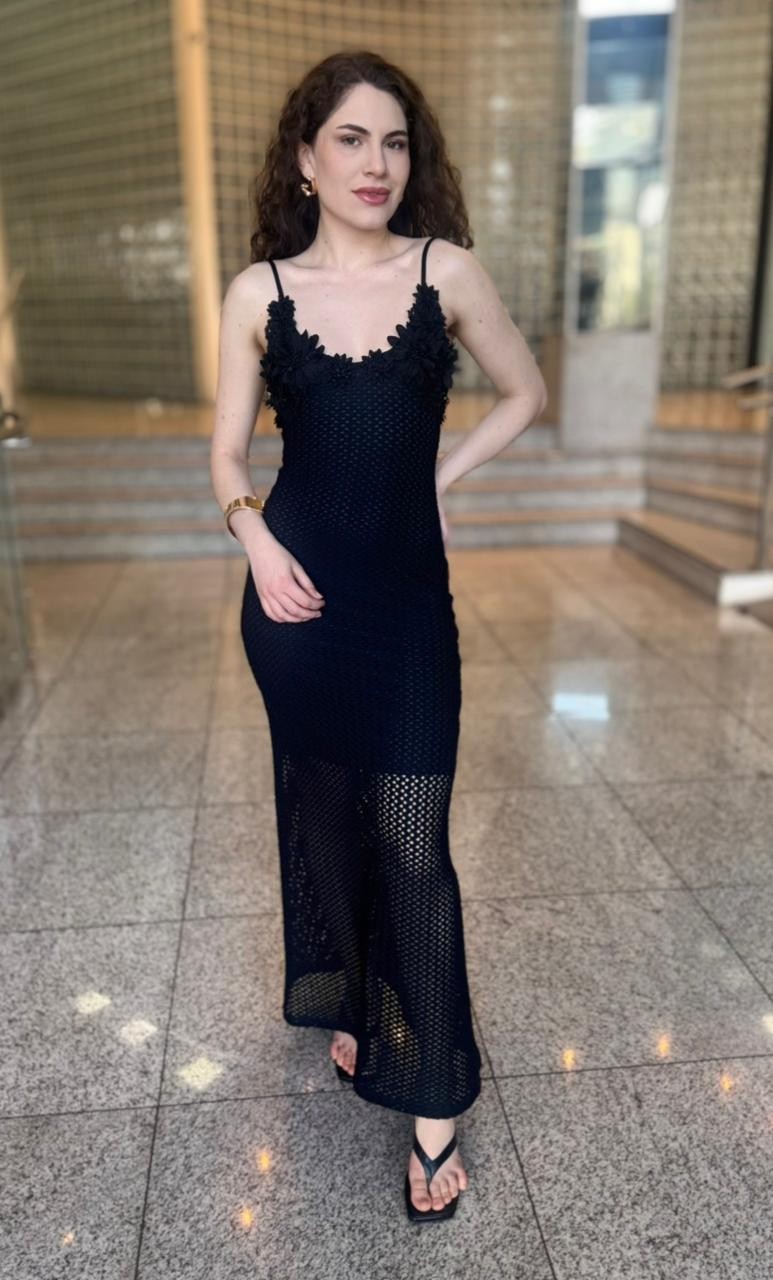 VESTIDO SUPER MIDI DE ALÇAS COM APLICAÇÃO LANÇA PERFUME VESTIDO SUPER MIDI DE ALÇAS COM APLICAÇÃO LANÇA PERFUME