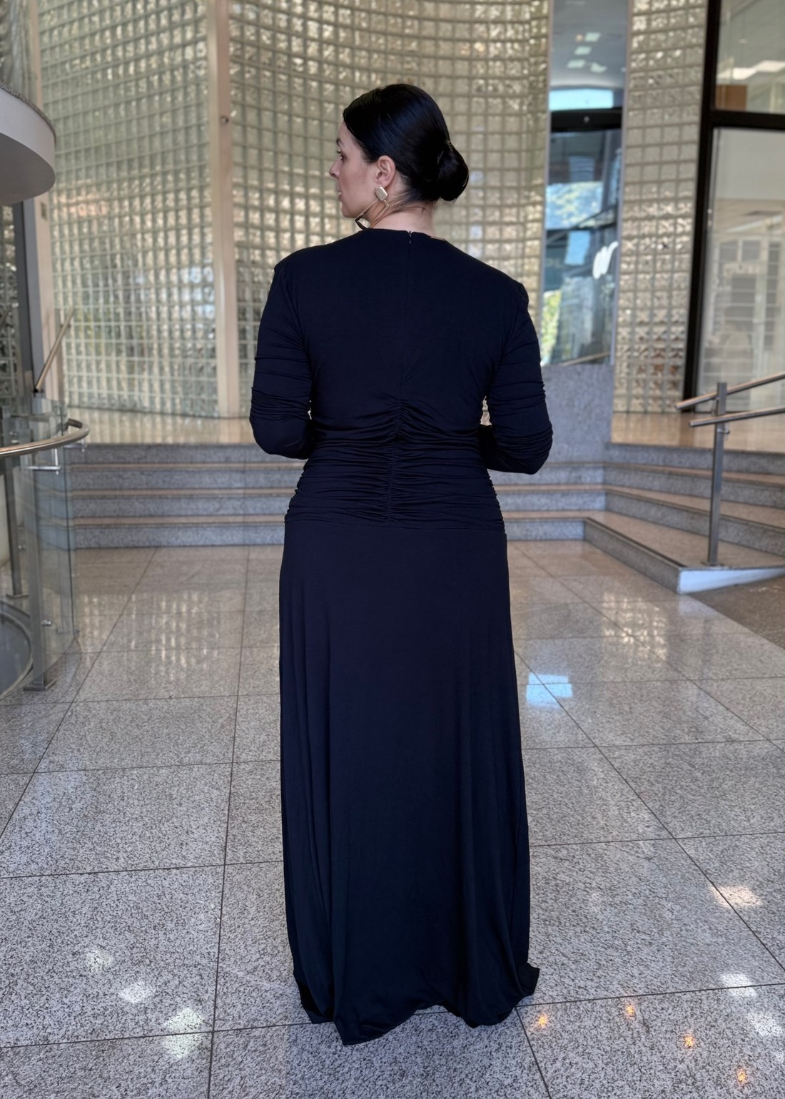 VESTIDO MANGA LONGA COM FRANZIDOS PRETO LANÇA PERFUME VESTIDO MANGA LONGA COM FRANZIDOS PRETO LANÇA PERFUME