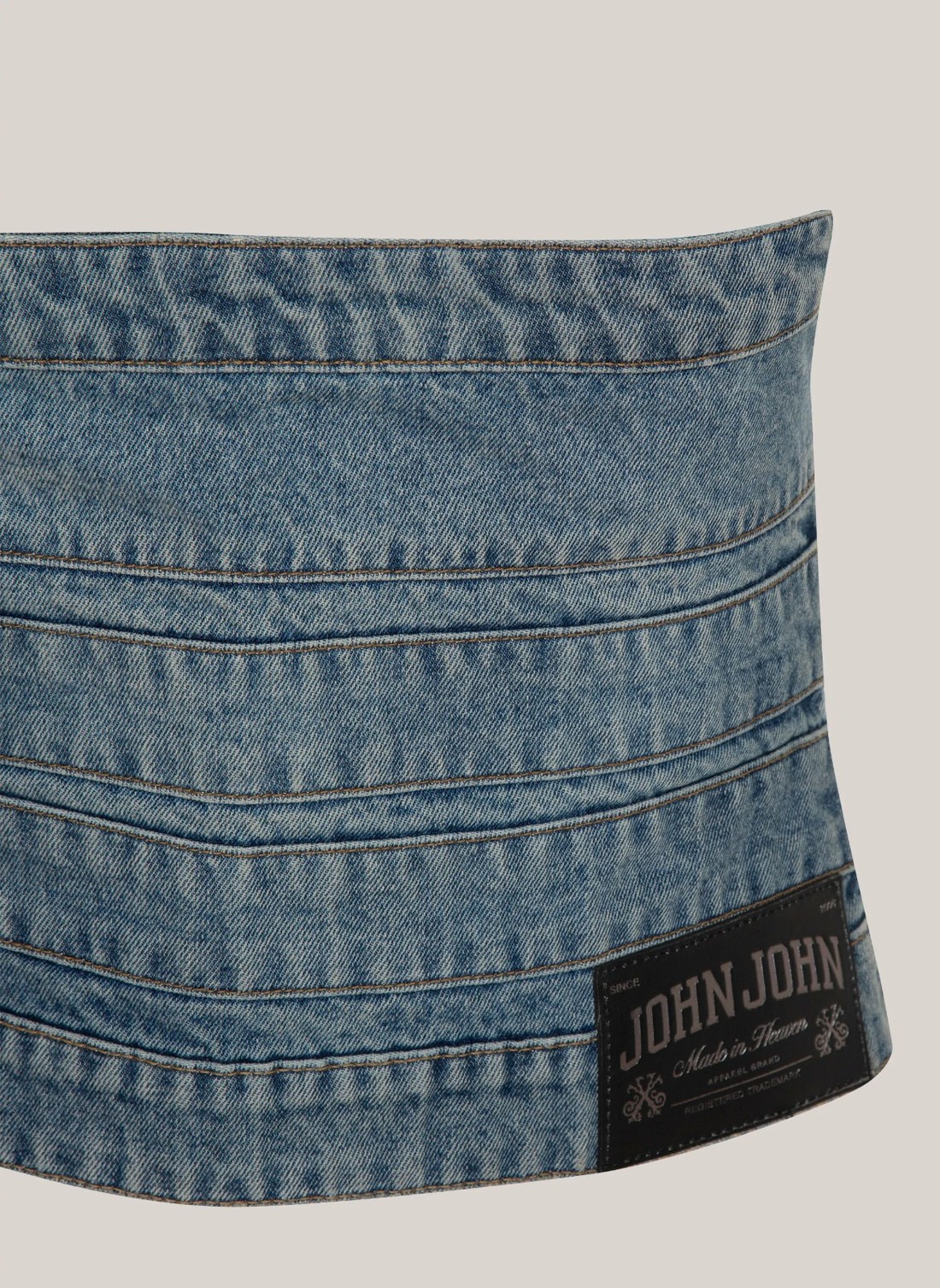 TOP DELAVAN JEANS MEDIO JOHN JOHN TOP DELAVAN JEANS MEDIO JOHN JOHN