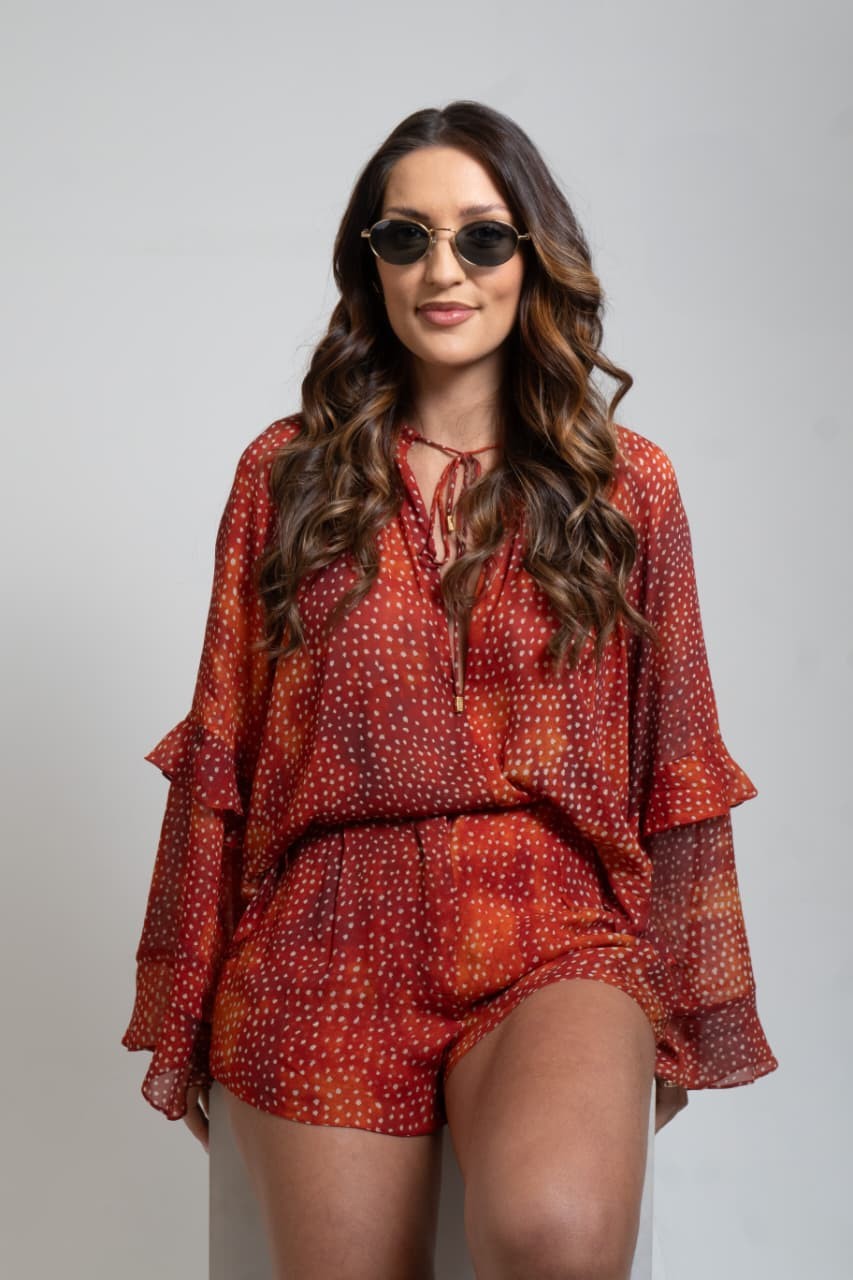 BATA BABADOS TALITA DE GEORGETTE VERMELHA ANIMALE BATA BABADOS TALITA DE GEORGETTE VERMELHA ANIMALE