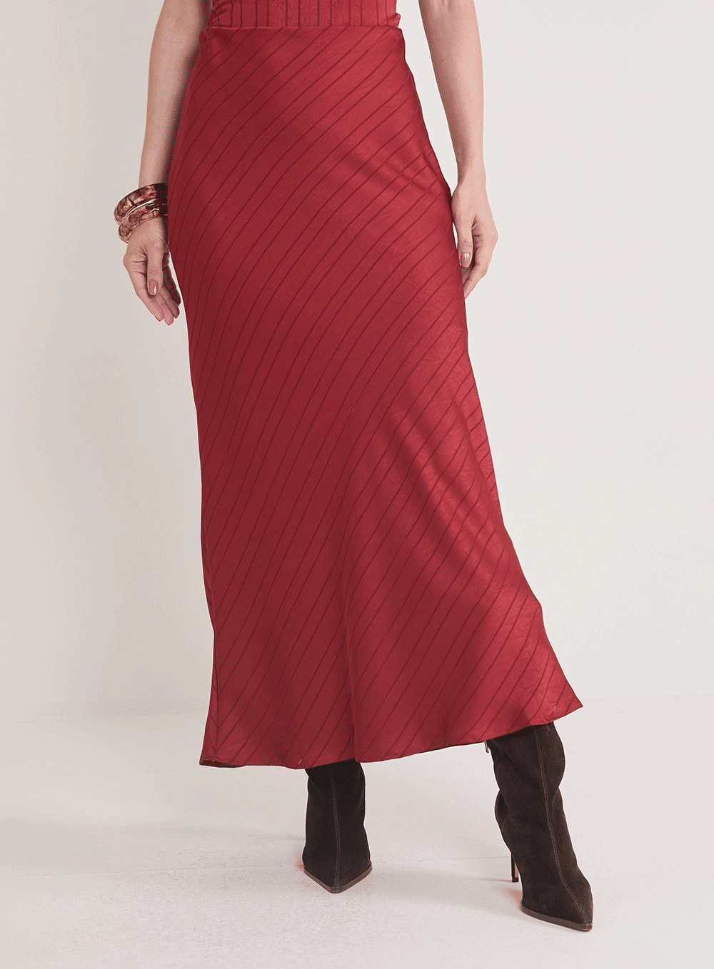 SAIA VERMELHO VIN ROUGE FORUM