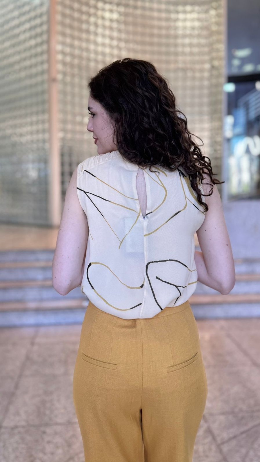 BLUSA OMBRO NO FRANZIDO ANIMALE BLUSA OMBRO NO FRANZIDO ANIMALE