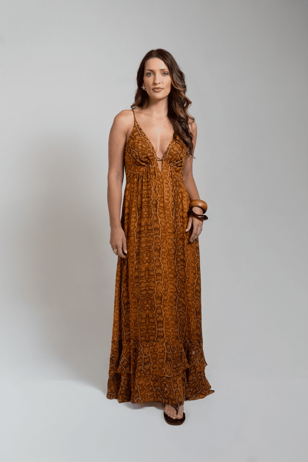 VESTIDO DE GEORGETTE MIDI BARRA BABADOS COBRA LAJEDO ANIMALE VESTIDO DE GEORGETTE MIDI BARRA BABADOS COBRA LAJEDO ANIMALE