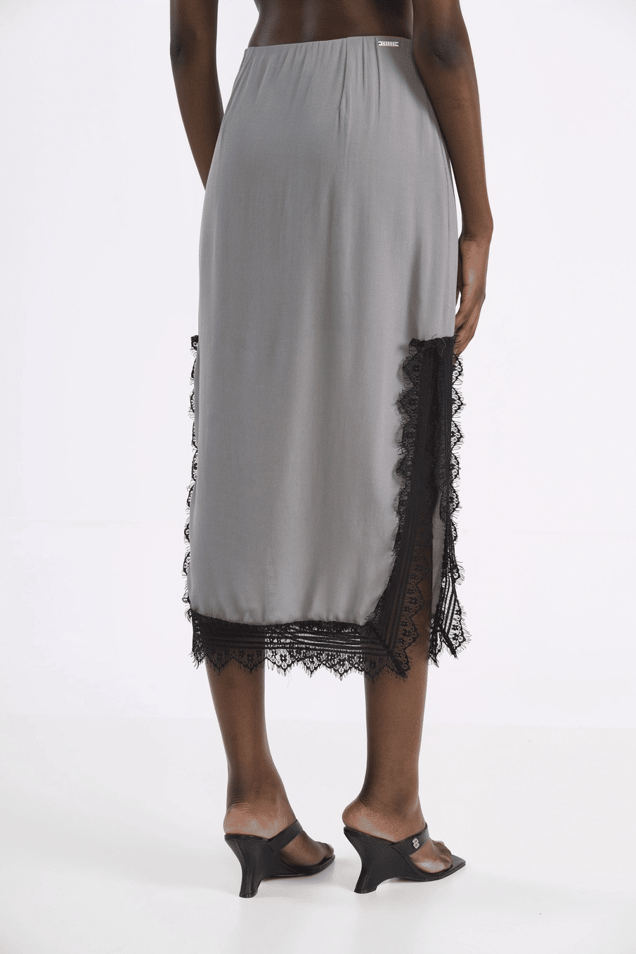 SAIA MIDI SLIP RENDA CINZA ALITA COLCCI SAIA MIDI SLIP RENDA CINZA ALITA COLCCI