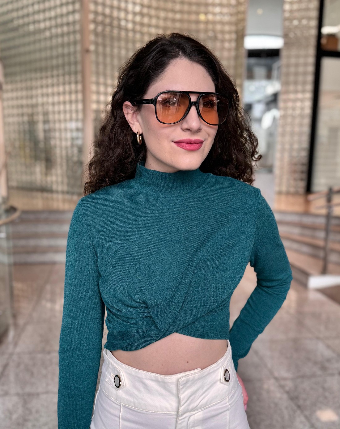 BLUSA GOLA ALTA TRANSPASSE FRONTAL MORENA ROSA BLUSA GOLA ALTA TRANSPASSE FRONTAL MORENA ROSA