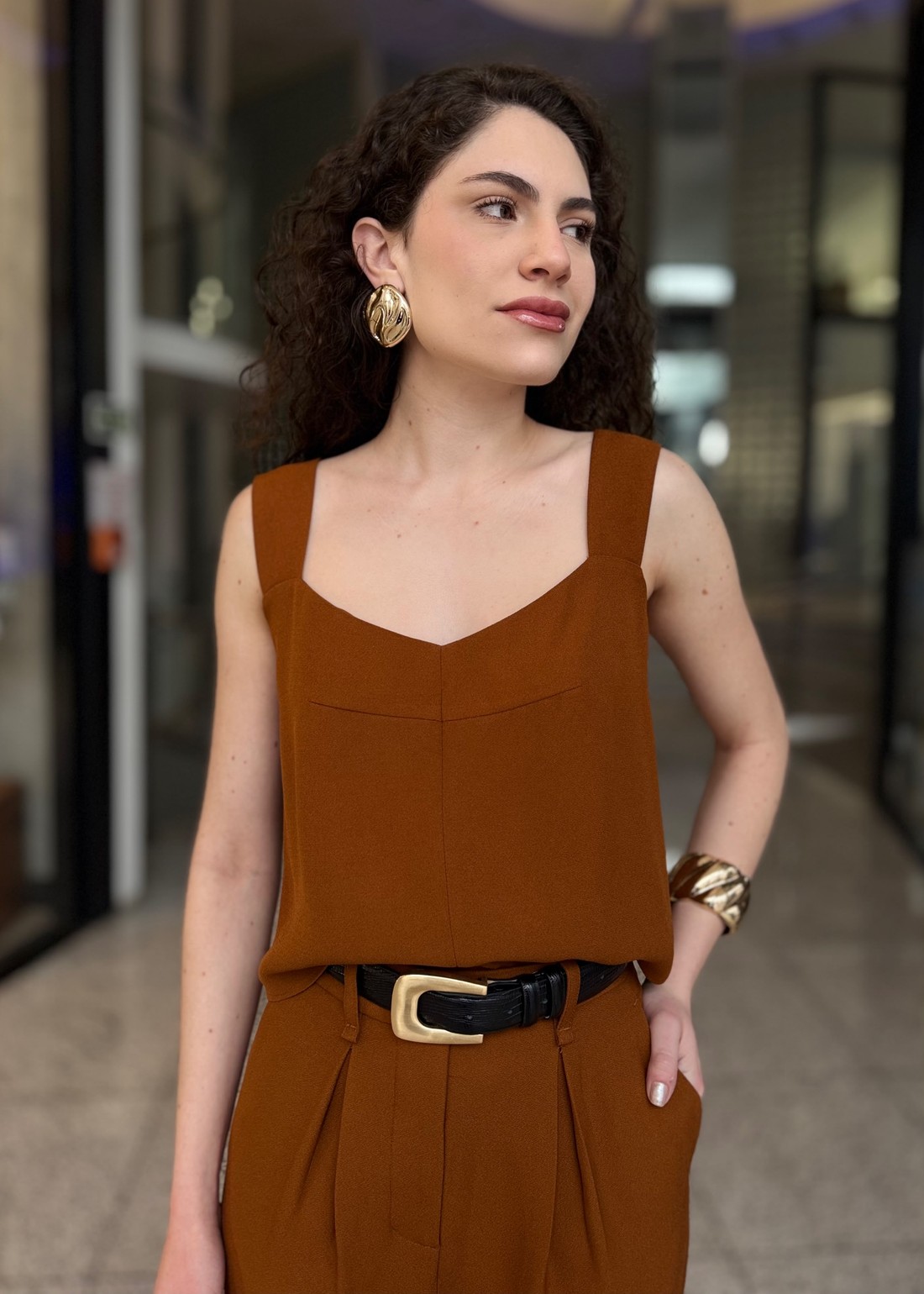 BLUSA CELIA MARROM GINGER NV BLUSA CELIA MARROM GINGER NV