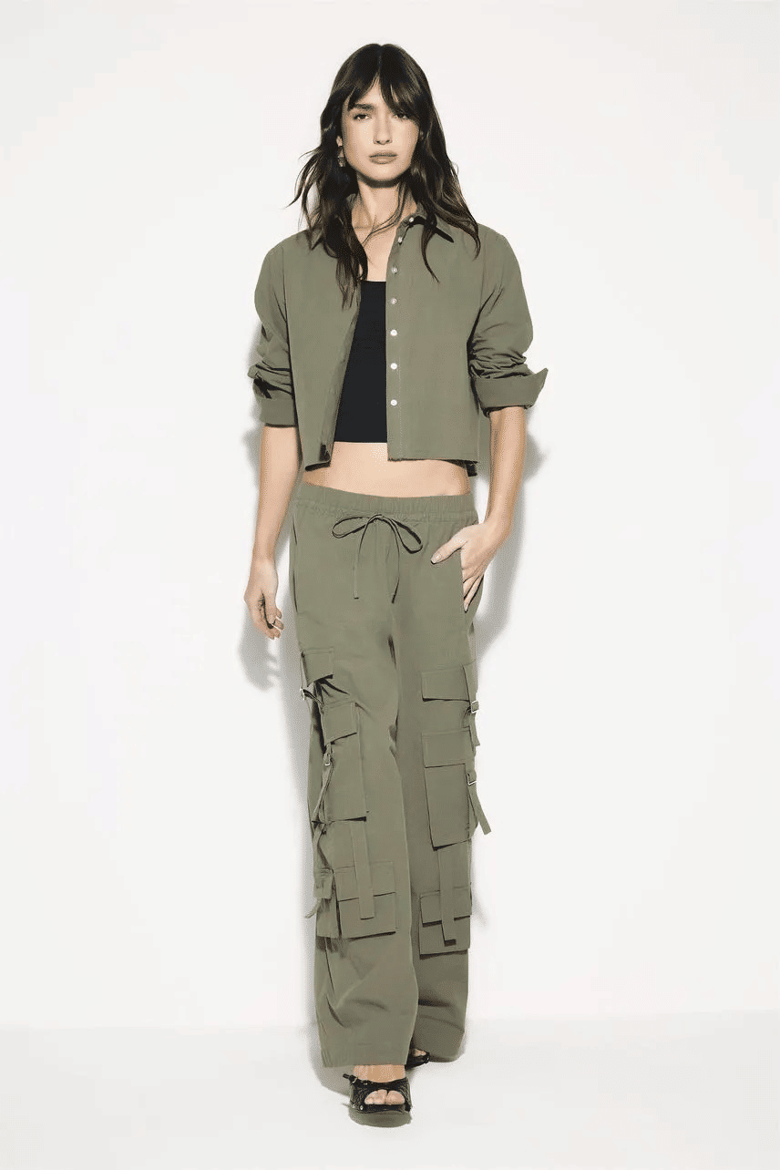 CAMISA LAURA VERDE CARGO NV CAMISA LAURA VERDE CARGO NV